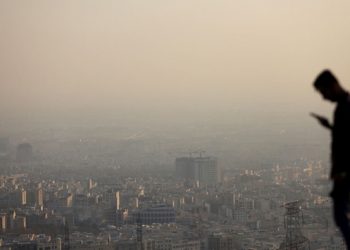 İran'da kirli hava alarmı: Eğitime ara verildi