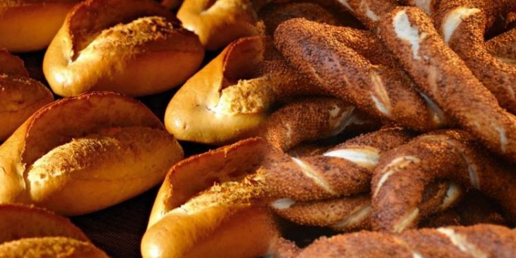 İstanbul'da simide, İzmir'de ekmeğe zam