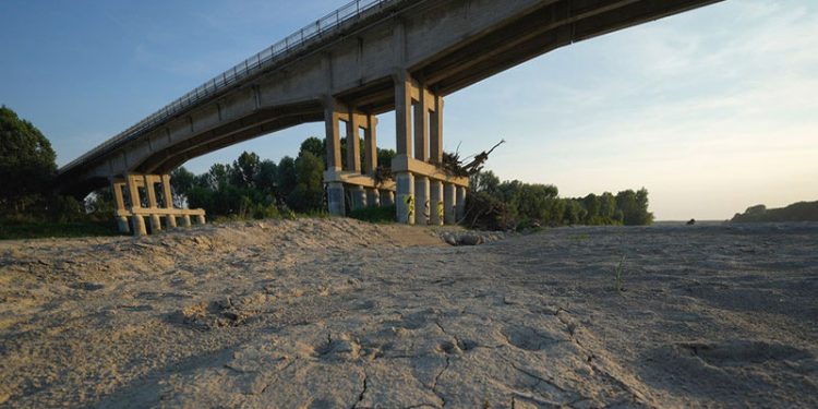 İtalya'da son 70 yılın en şiddetli kuraklık krizi nedeniyle OHAL ilan edildi