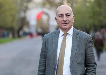 ‘Muhalefet için şu an en tehlikeli şey popülizmdir’
