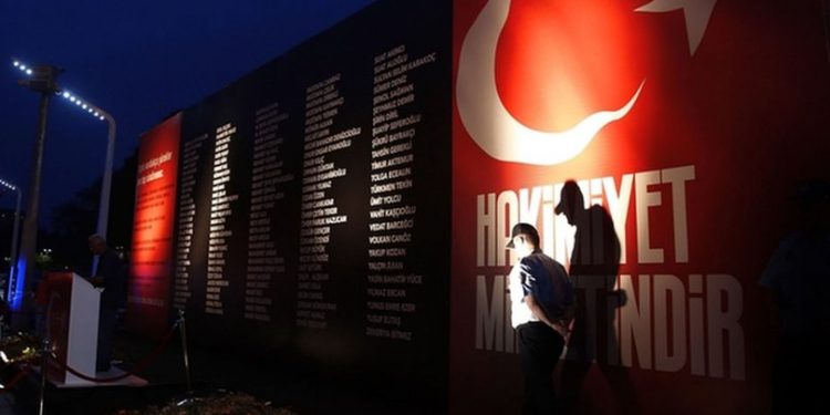 ‘Tam bir gasptır: 15 Temmuz’da toplanan paralara ne oldu?’