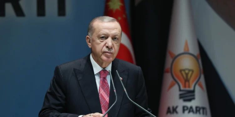Erdoğan’dan AKP’nin 21. Yılında ‘Demokrasi’ Vurgusu