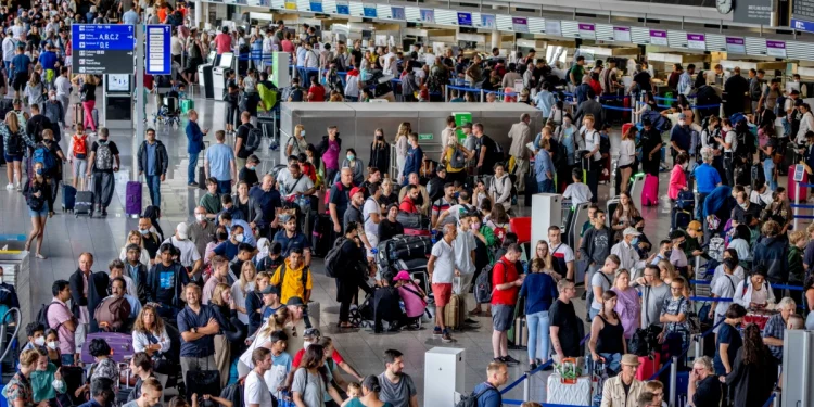 Almanya’da Kalifiye Eleman Eksiği Büyüyor