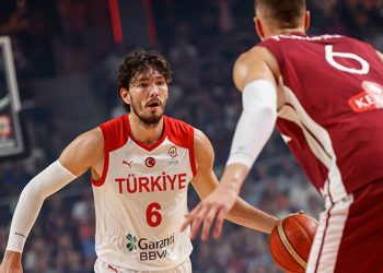 12 Dev Adam Letonya'ya farklı yenildi