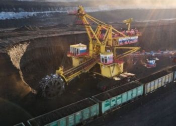 AB, Rusya'dan k&ouml;m&uuml;r alımını durdurdu