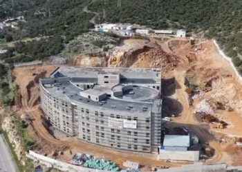 5 yıldır yapımı devam eden Bodrum Devlet Hastanesi açılmadan icralık oldu