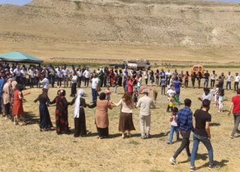Tekman’da halk  buluşması: Saldırılara sessiz kalan herkes ortaktır