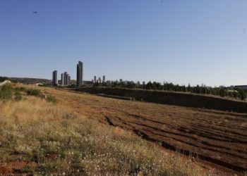 Gökçek ve Yavaş’ın ‘yoluna’ karşı nöbetteler