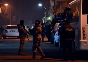 Emniyet’ten Yediiklim Yayınevi’ne operasyon