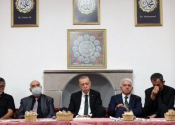 Alevi örgütlerinden Erdoğan’ın Cemevi ziyaretine tepki