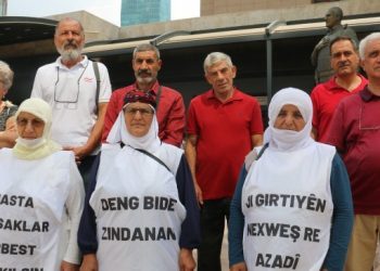 Adalet Nöbeti: Hasta tutuklular serbest bırakılsın