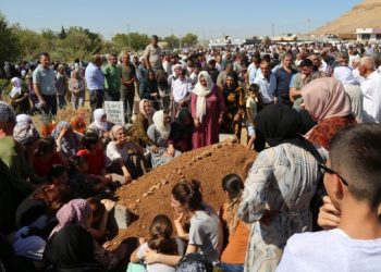 Derik’te yaşamını yitirenlerin defin işlemlerine başlandı