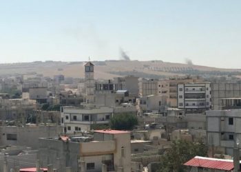 Türkiye Kobanê’yi bombalıyor