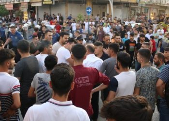 Çocuğu taciz eden kişiye halk müdahalesi