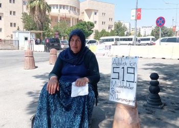 Şenyaşar ailesi: Adalet gelmeden bu kapıdan ayrılmayacağız