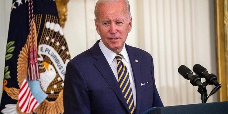 ABD Başkanı Biden, Ukrayna'ya devasa silah yardımını açıkladı