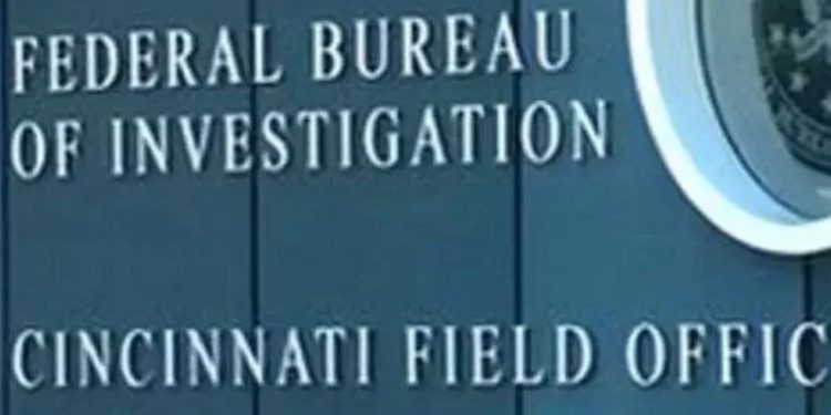 ABD'de zorla FBI ofisine girmeye çalışan silahlı kişi öldürüldü