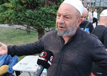 AKP üyesi yaşlı vatandaş isyan etti: ‘Türkiye yanıyor, böyle bir zam görülmedi’