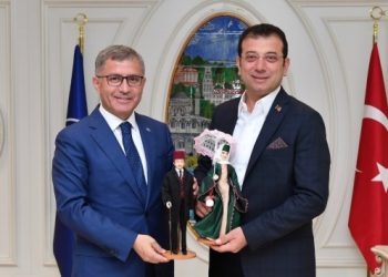 AKP'li başkandan İmamoğlu'na teşekk&uuml;r
