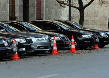 AKP’li yöneticiye 4 ayda ikinci adrese teslim ihale