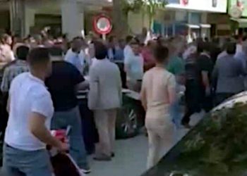 AKP’nin yüzde 52 oy aldığı Elbistan'da Mahir Ünal’a protesto