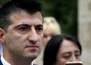 AKP'ye katılacağı iddia edilen Mehmet Ali Çelebi'den 5 bin tweet'lik temizlik; "Fesli Kadir", "Berkin Elvan" ve "Diyanet" paylaşımları silinmiş