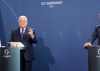 Abbas'a Almanya ve İsrail'den "Holokost" tepkisi