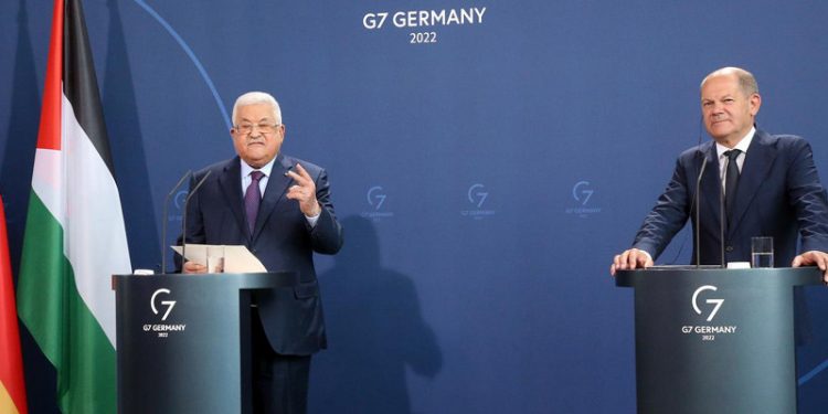 Abbas'a Almanya ve İsrail'den "Holokost" tepkisi