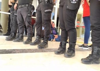 Adalet Bakanı Bozdağ’a Emine Şenyaşar sorusu: Ailesini kim katletti?