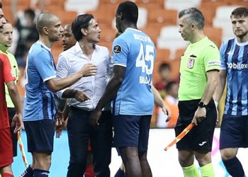 Adana Demirspor Teknik Direktörü Montella ile Balotelli tartıştı