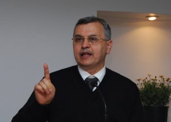 Ahmet Akgündüz’den Erdoğan’a: Türkiye’de mafya tayinlerde de etkili, yazık sizlere