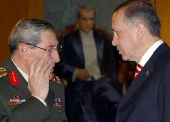 Ahmet Nesin: Dolmabahçe’de Erdoğan’ın önüne Cemaat dosyası kondu