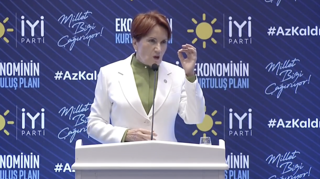 Akşener: İnsanlarda korku duvarı yıkıldı