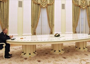 Almanya Başbakanı Scholz: Putin'e, Ukrayna'nın gelecek 30 yıl içinde NATO'ya katılmayacağına dair söz verdim