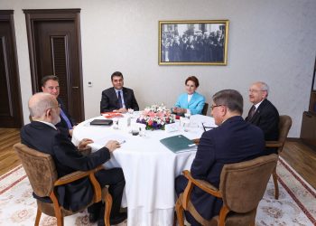 Altılı Masa ilk turun son toplantısını Saadet Partisi’nde gerçekleştiriyor