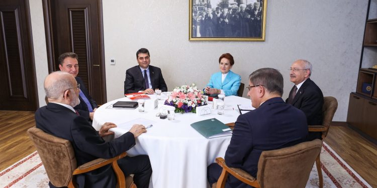 Altılı Masa ilk turun son toplantısını Saadet Partisi’nde gerçekleştiriyor