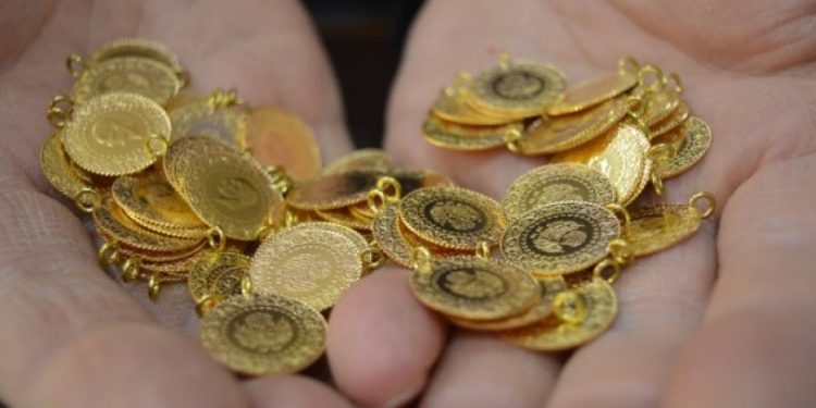 Altın fiyatlarında dolar etkisi!