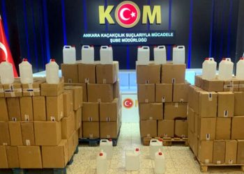 Ankara'da 3 ton etil alkol ele geçirildi: 4 gözaltı