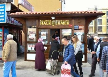 Ankara’da halk ekmek fiyatına zam yapıldı, gözler İstanbul’da