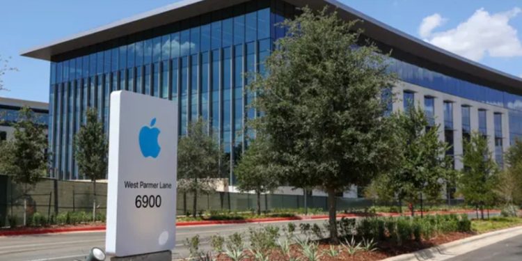 Apple çalışanları, ofise dönüş kararına karşı dilekçe hazırladı