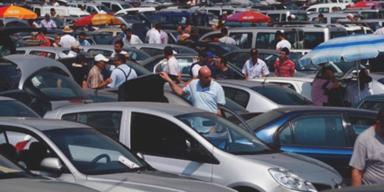 Araç satış kısıtlaması: Tekrar satış için ya 6 ay geçecek ya da 5 bin kilometre kullanılacak