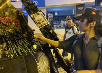 Avcılar’da Marmara Depremi’nde hayatını kaybedenler anıldı