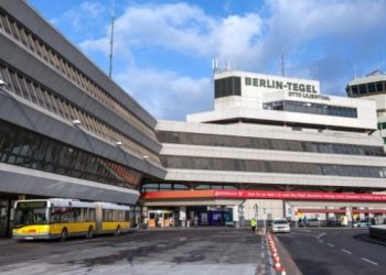 Avrupa ve Amerika'da havaalanlarında neden kaos yaşanıyor?