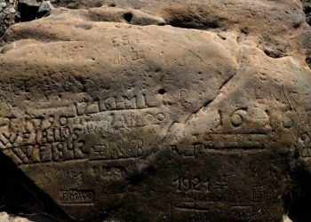 Avrupa'da kuraklık 'açlık taşlarını' ortaya çıkardı: "Beni görürsen, ağla"