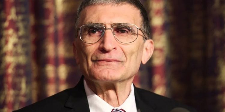 Aziz Sancar, beyin kanserinde çare olabilecek molekül buldu