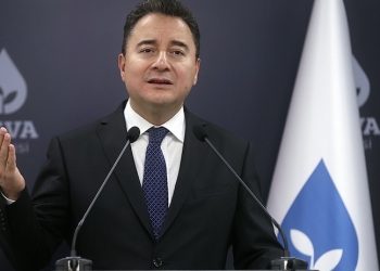 Babacan’dan Bahçeli’ye: Bir ayağı siyasetin, bir ayağı şiddetin içinde