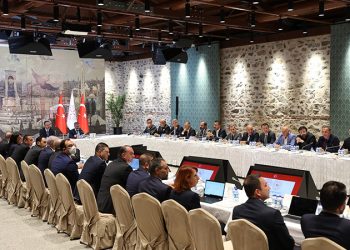 Bakan Kasapoğlu: Farklı görüşleri masaya yatırdığımız önemli bir toplantı gerçekleştirdik