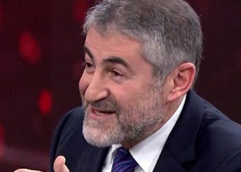 Bakan Nebati: Motorin 22 lira seviyesine indi, manşetlerdeki görüntü yok, alt yazı geçiyor