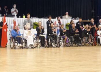 Beşiktaş Belediyesi Engelsiz Sanat Topluluğu'ndan 6 madalya