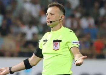 Beşiktaş'tan hakem tepkisi: Yasin Kol'un kasıtlı kollarını bu sezon hiçbir maçımızda görmek istemiyoruz